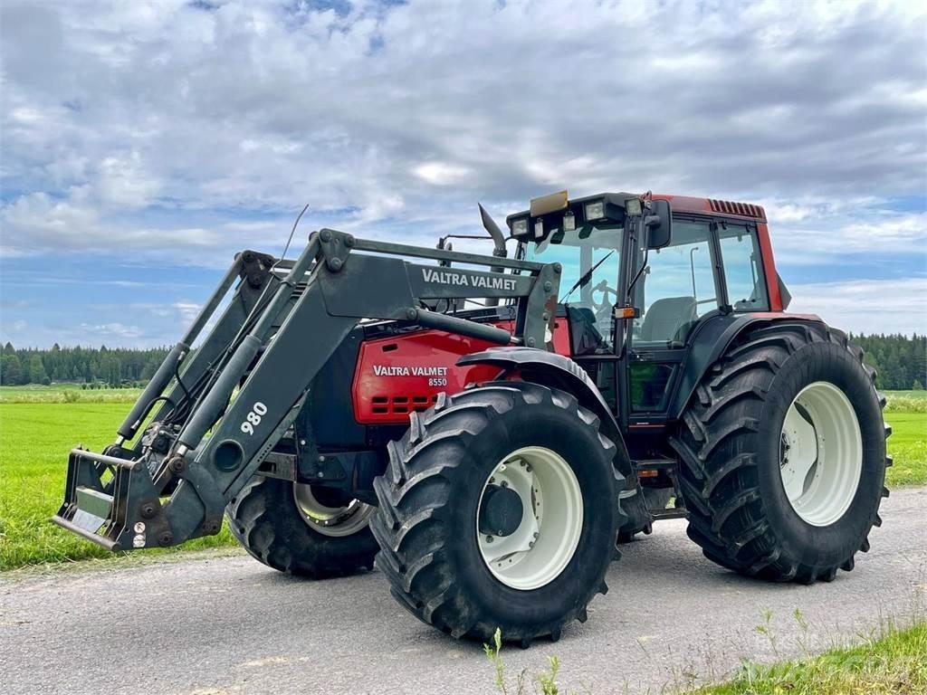 Valtra 8550 Mega Traktoren