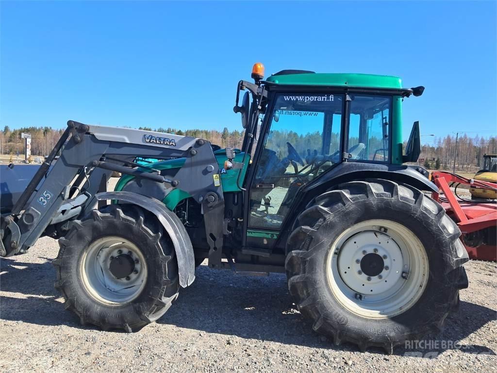 Valtra A92 Traktoren