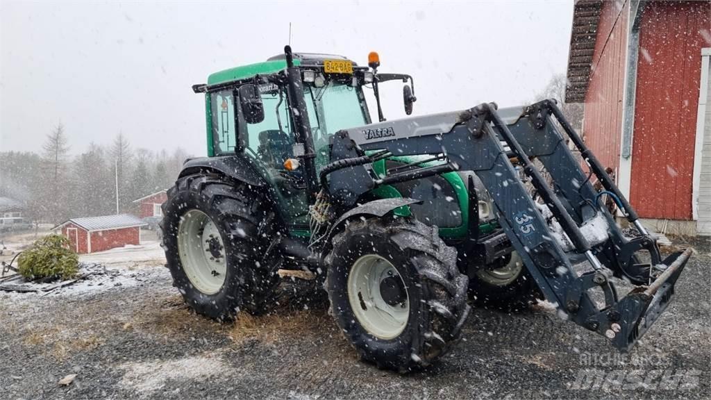 Valtra A92 Traktoren