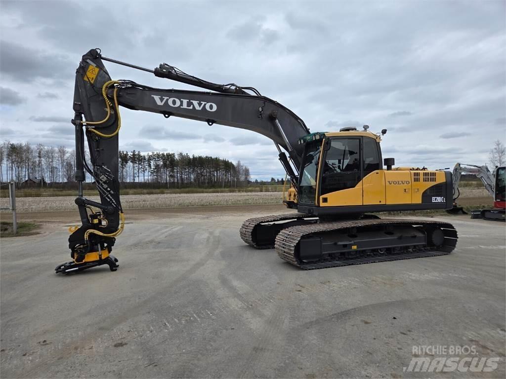 Volvo EC210CL Raupenbagger