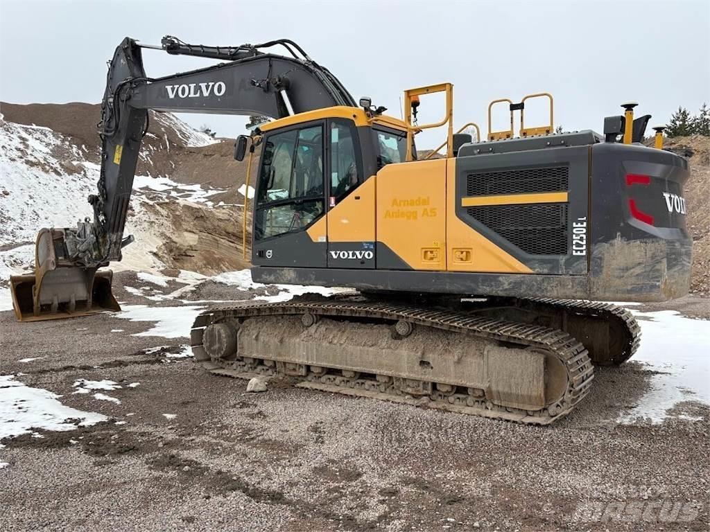Volvo EC250EL Raupenbagger