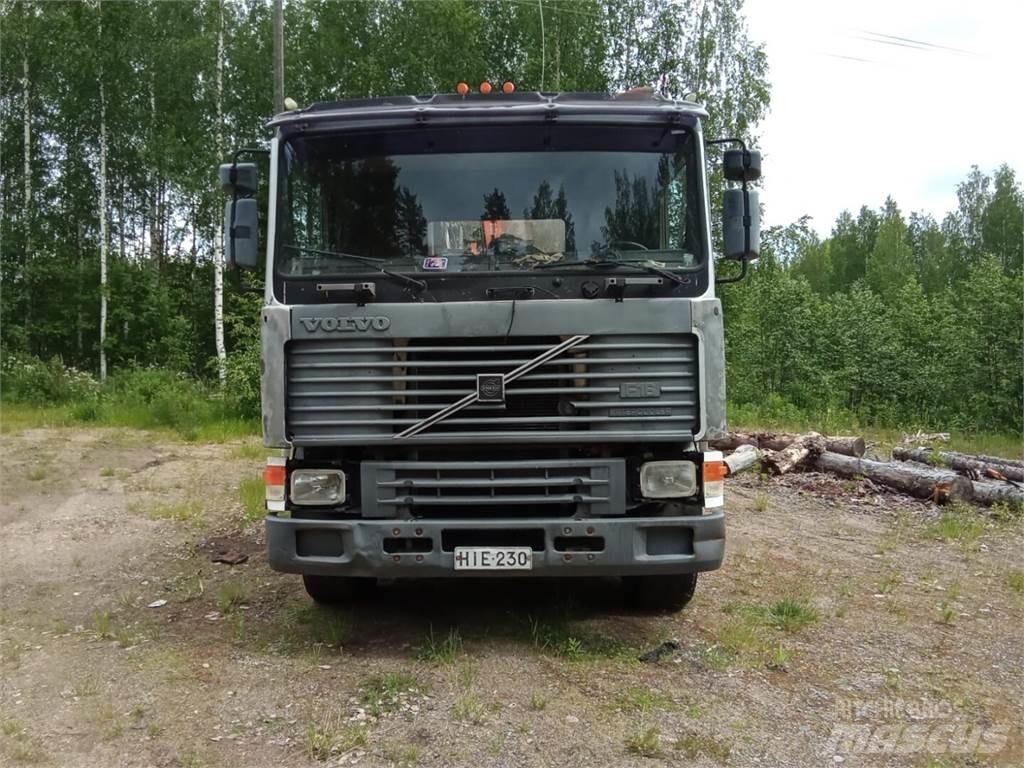 Volvo F16 Kleinholztransporter
