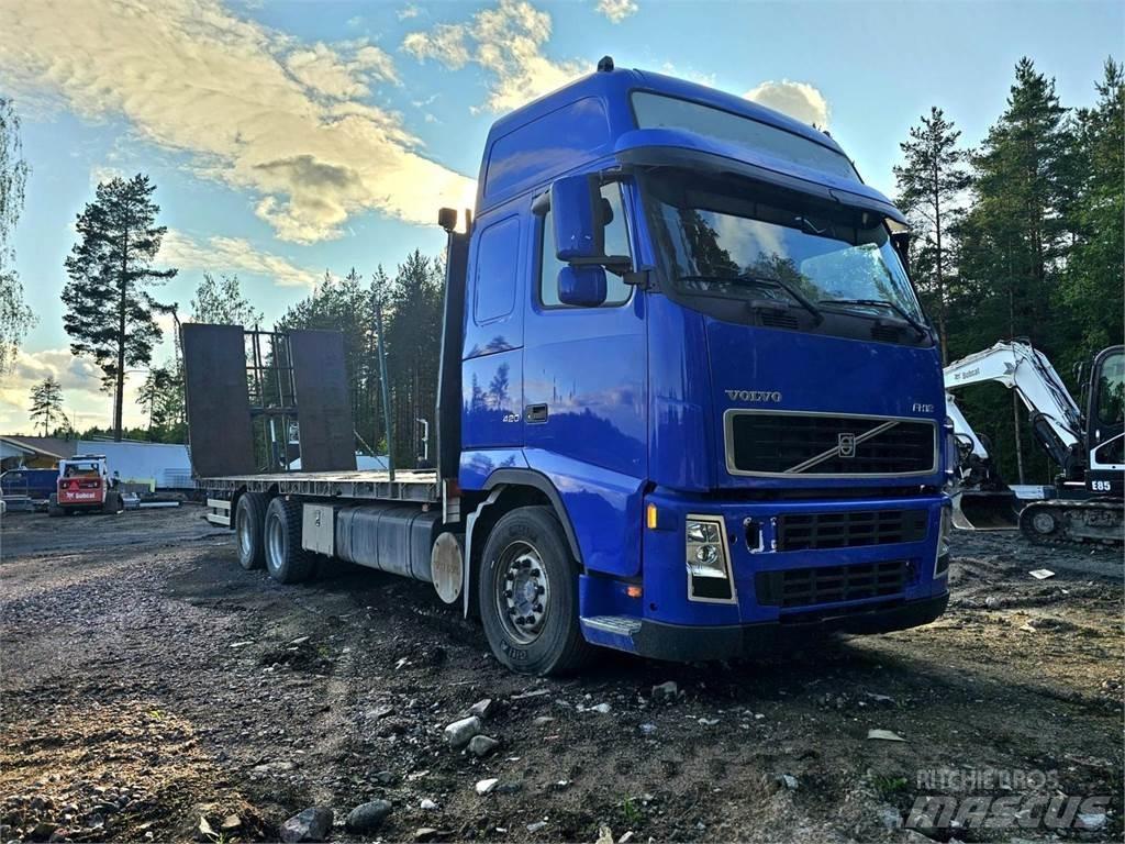 Volvo FH12 6x2 Pritschenwagen/Pritschenwagen mit Seitenklappe