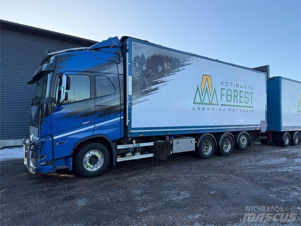 Volvo fh16 Kleinholztransporter