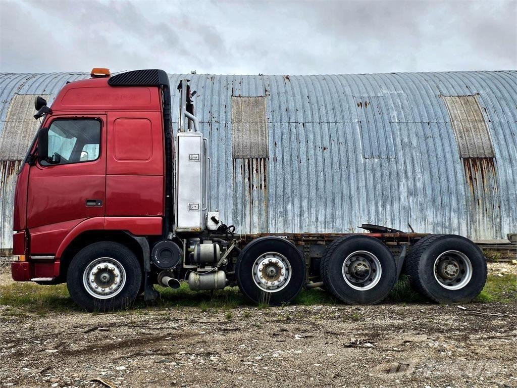 Volvo FH16 8x4 Sattelzugmaschinen