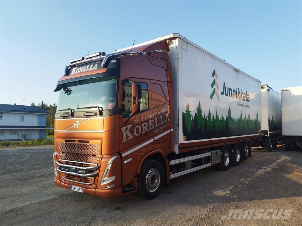 Volvo FH500TC 8x4 Kleinholztransporter