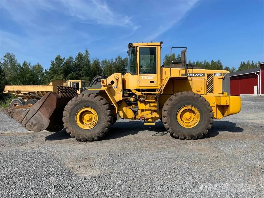 Volvo L180D Radlader