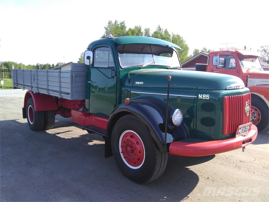 Volvo N 86 Pritschenwagen/Pritschenwagen mit Seitenklappe