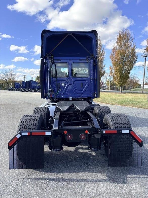 Freightliner CASCADIA 116 Sattelzugmaschinen