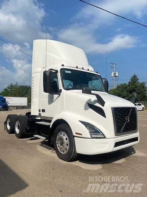 Volvo VNR64T300 Sattelzugmaschinen