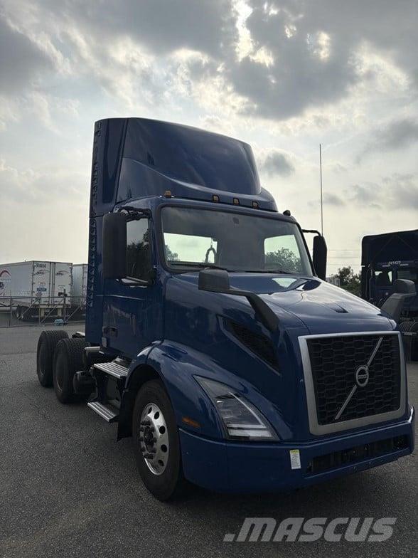 Volvo VNR64T300 Sattelzugmaschinen