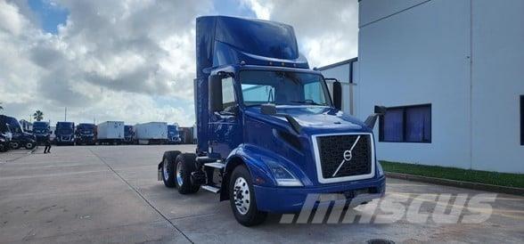 Volvo VNR64T300 Sattelzugmaschinen