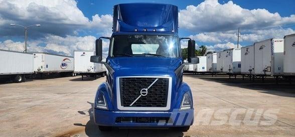 Volvo VNR64T300 Sattelzugmaschinen