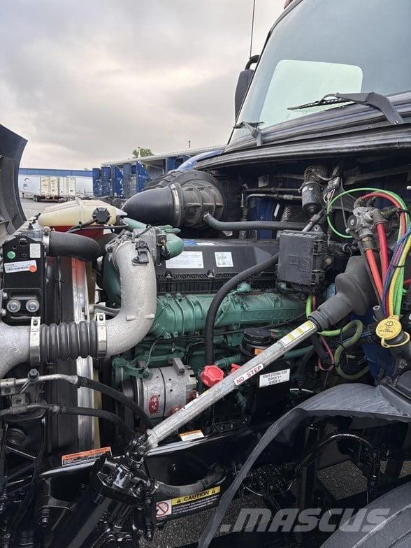 Volvo VNR64T300 Sattelzugmaschinen