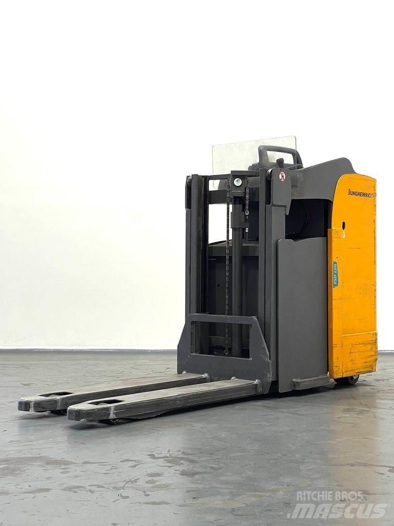 Jungheinrich ESD 120 Deichselstapler