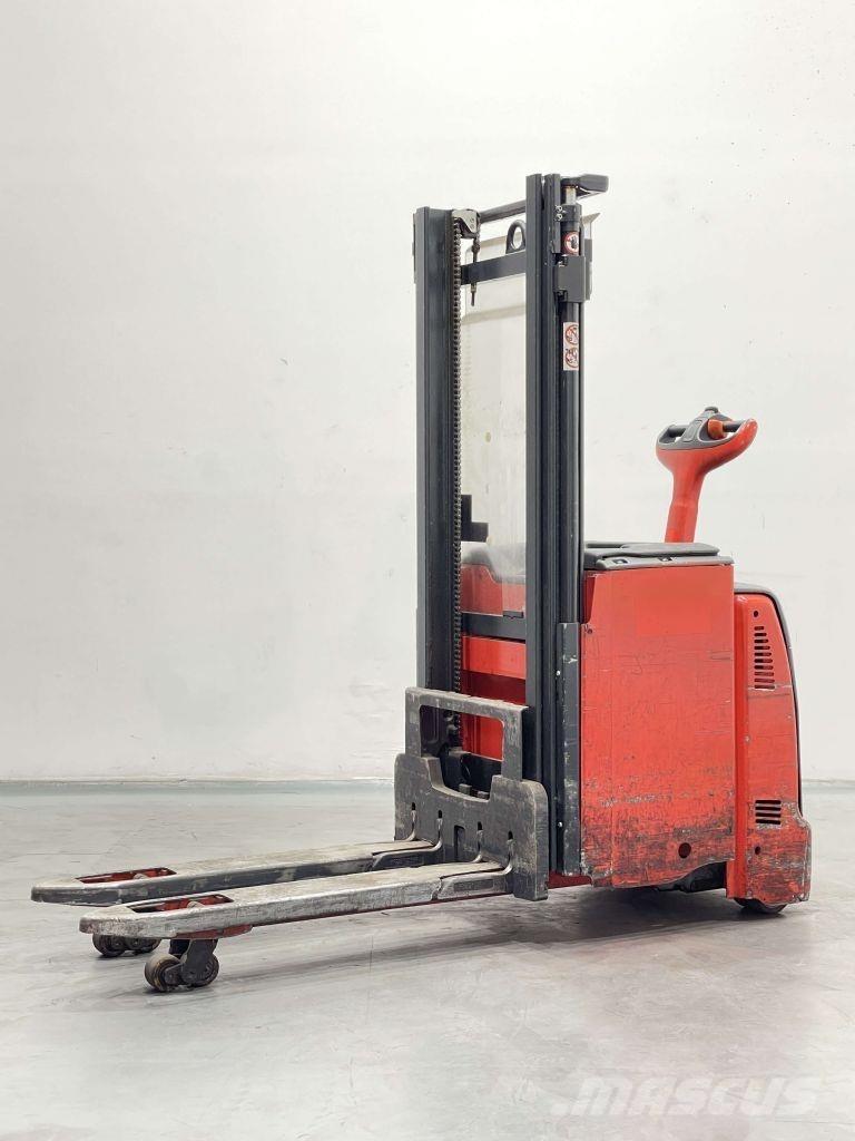Linde D12-133 Deichselstapler