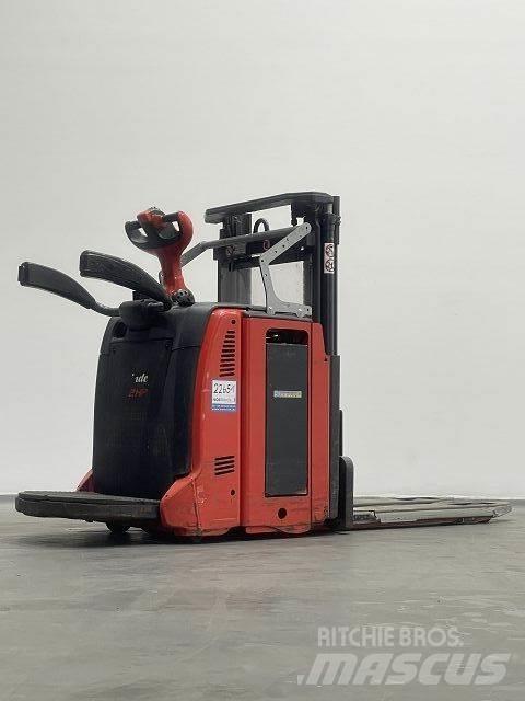 Linde D12HPAP Deichselstapler