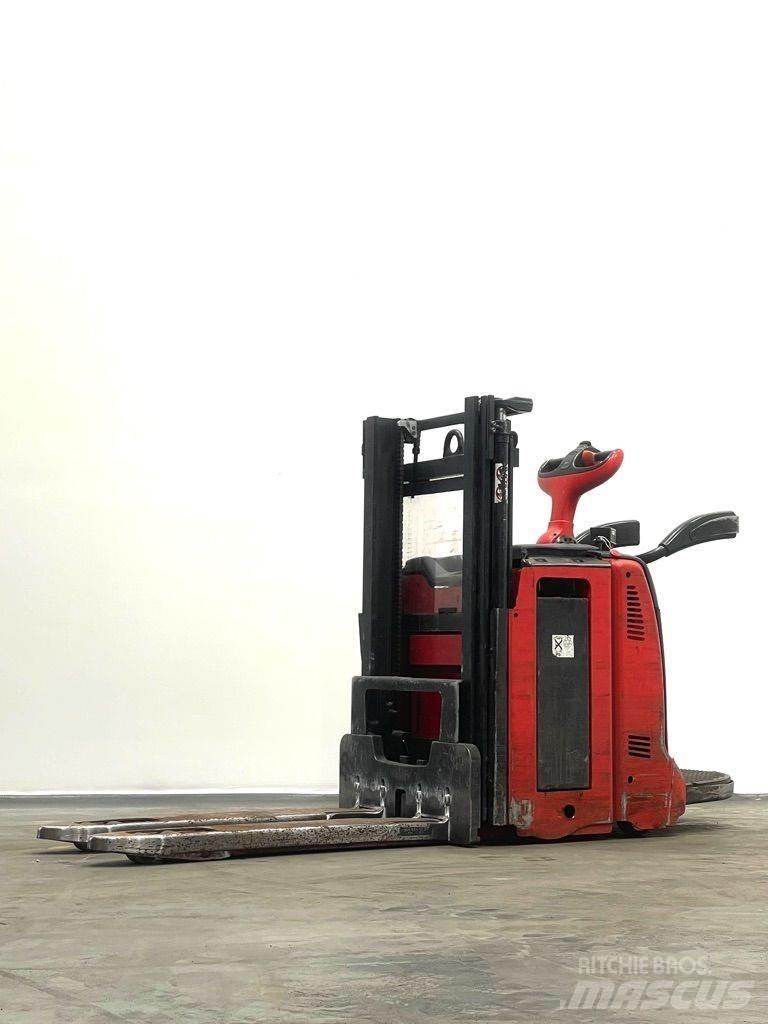 Linde D12HPAP-133 Deichselstapler