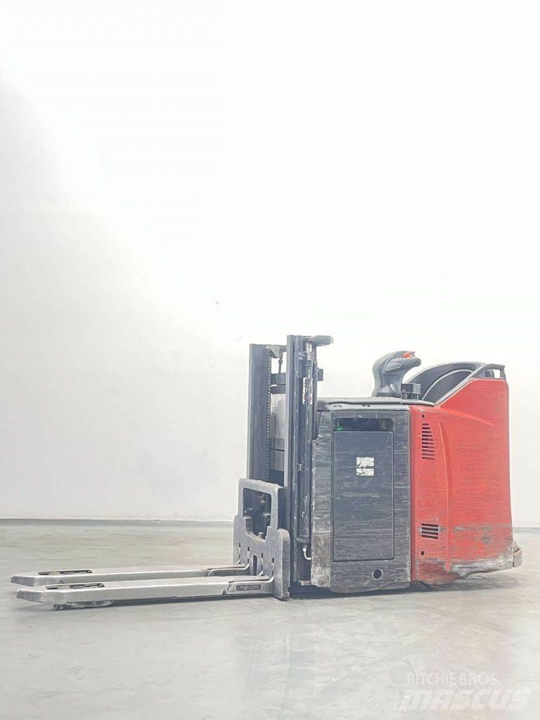Linde D12HPSP-133 Deichselstapler