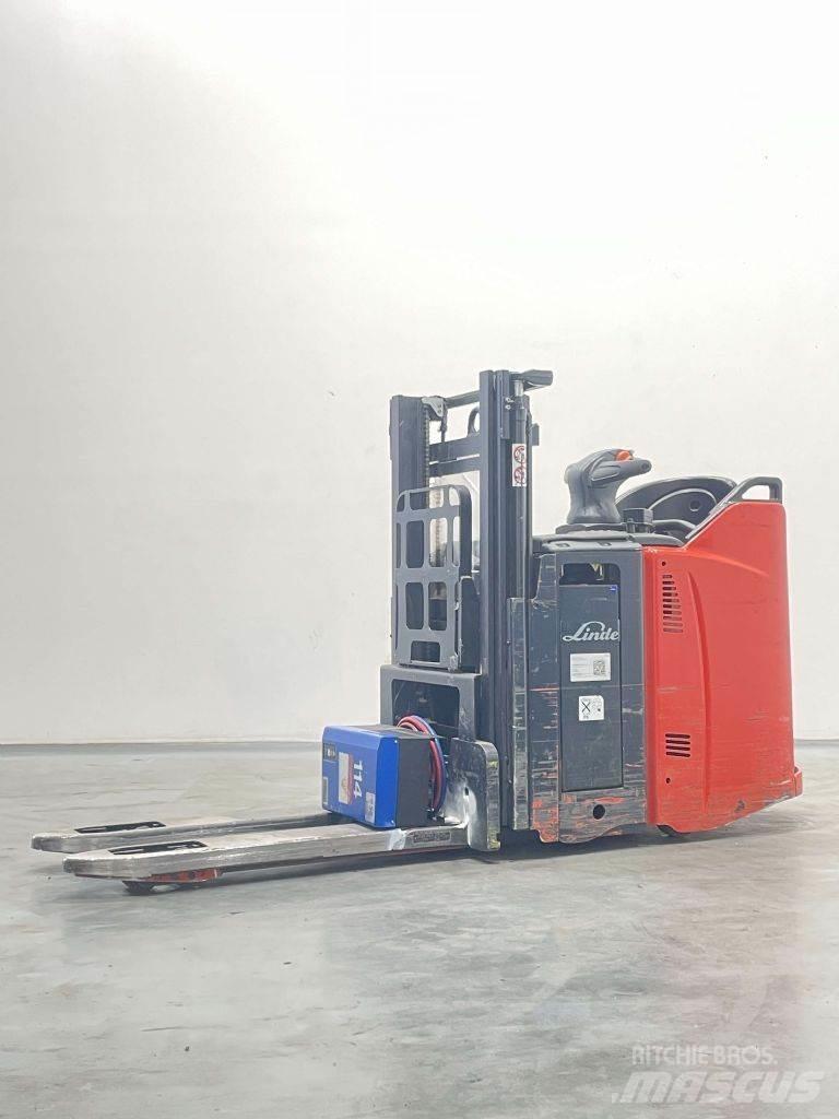 Linde D12SPHP-133 Deichselstapler