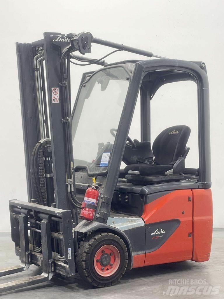 Linde E12-02-386 Elektrostapler