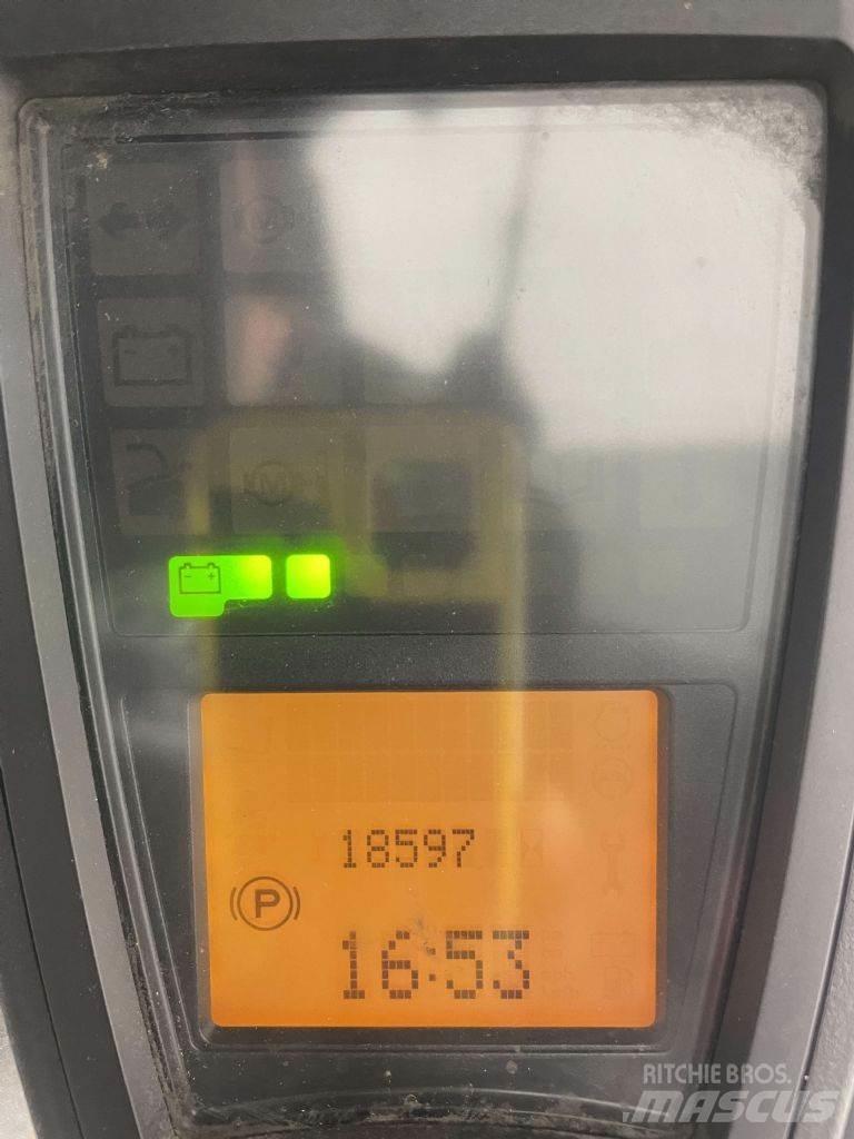Linde E16L-02-386 Elektrostapler