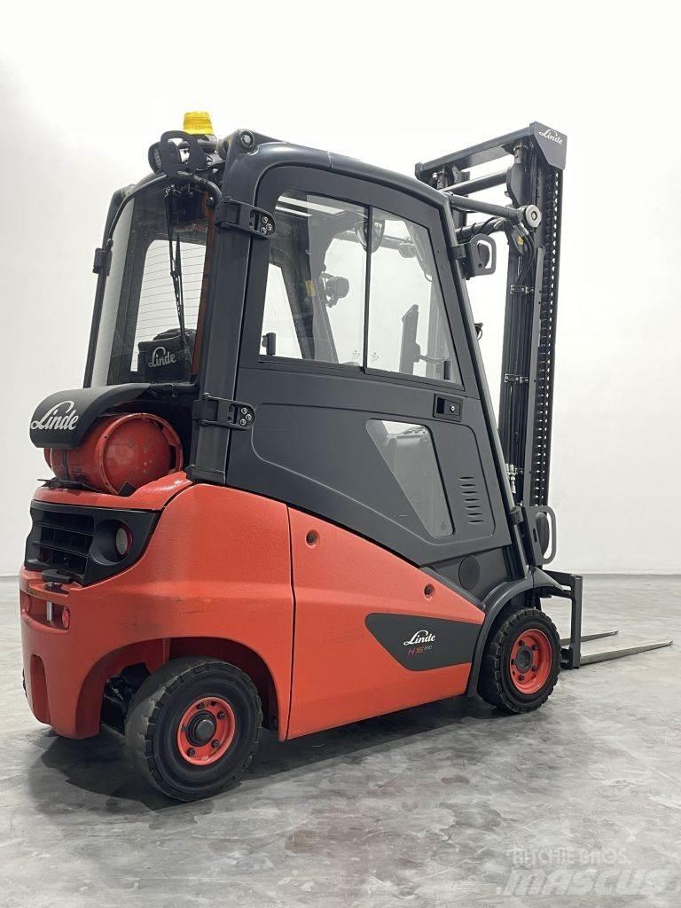Linde H16T-01-391 Gasstapler