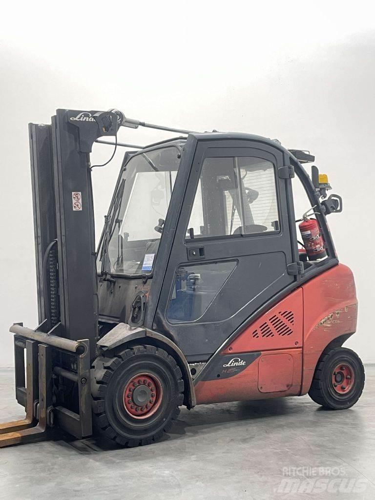 Linde H25D-02/600-393 Dieselstapler