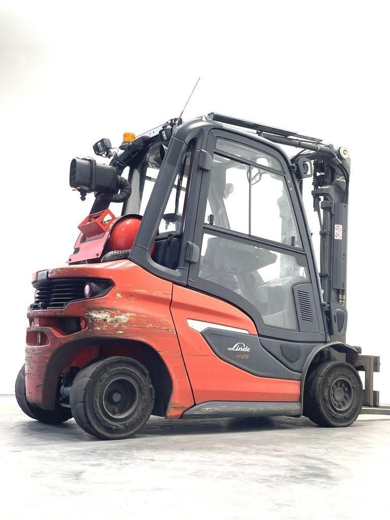 Linde H25T-01 Gasstapler