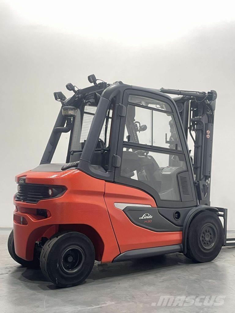 Linde H30D-01-1202 Dieselstapler