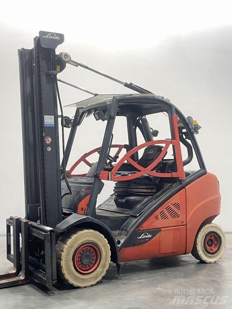 Linde H30D-02-393 Dieselstapler