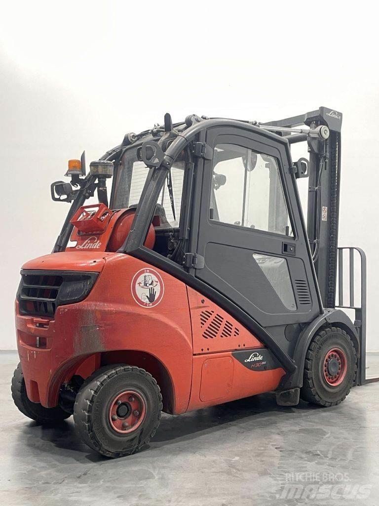 Linde H30T-02-393 Gasstapler