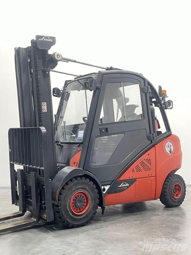 Linde H30T-02-393 Gasstapler