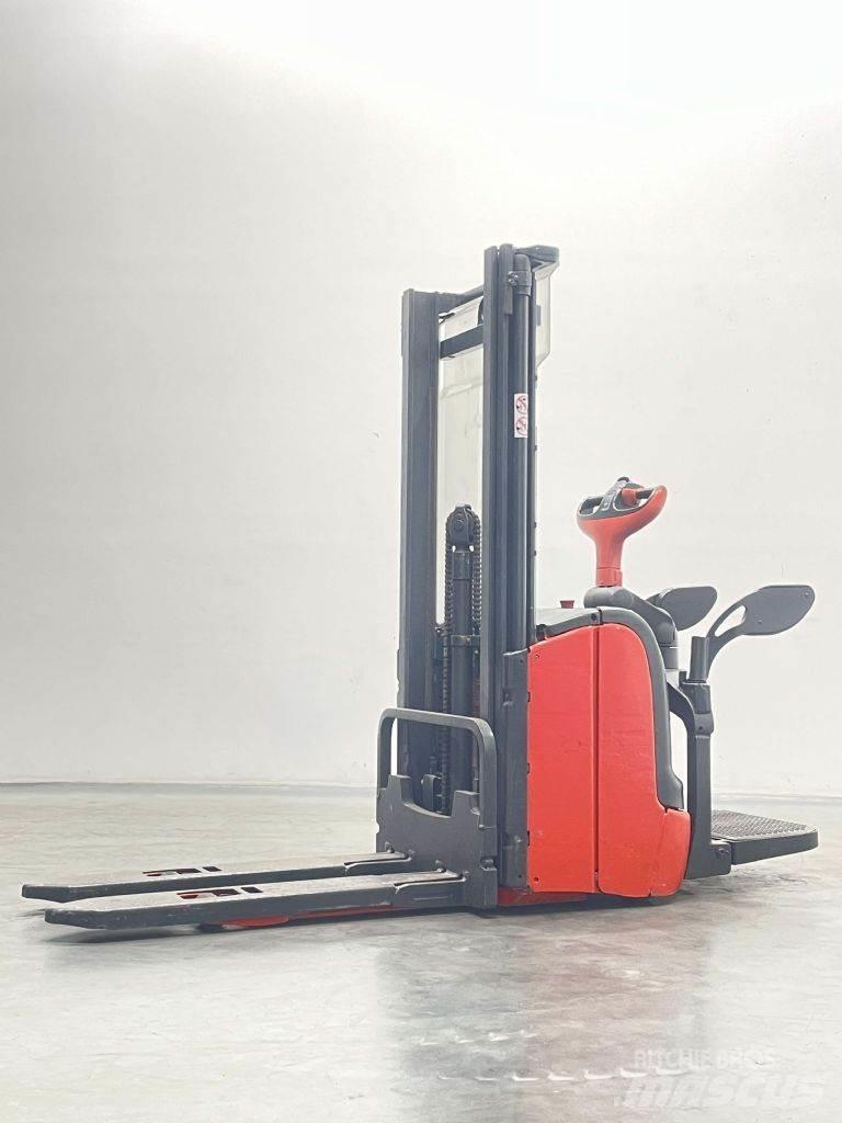 Linde L14AP-372 Deichselstapler