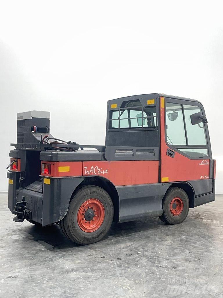 Linde P250-127 Schlepper