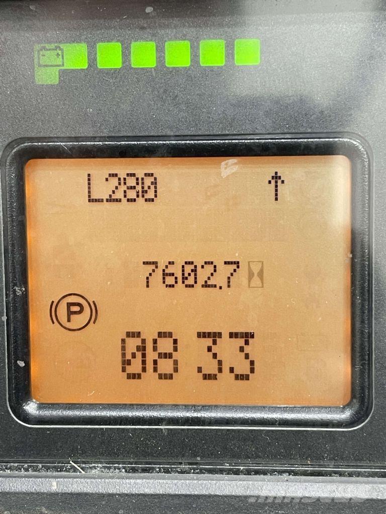 Linde R16HD-01-1120 Schubmaststapler