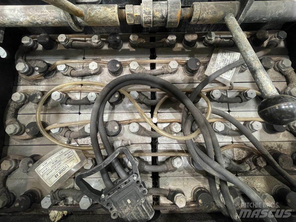 Linde V12-015 Hochhub-Kommissionierer