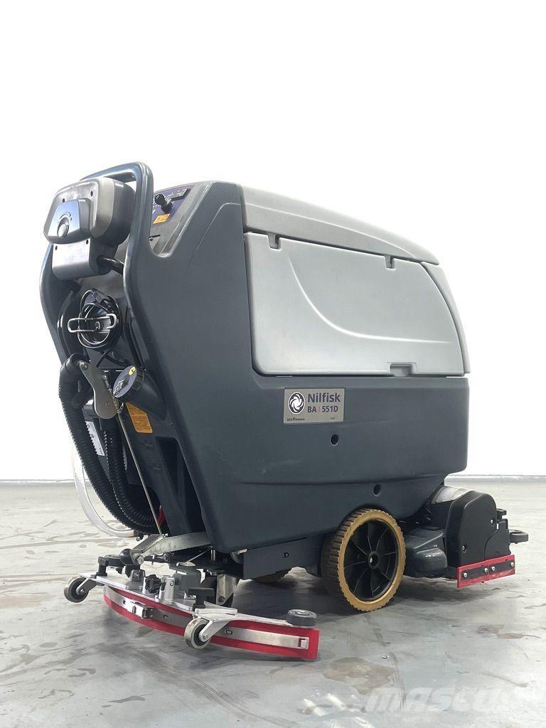 Nilfisk BA 551 CD Kehrer
