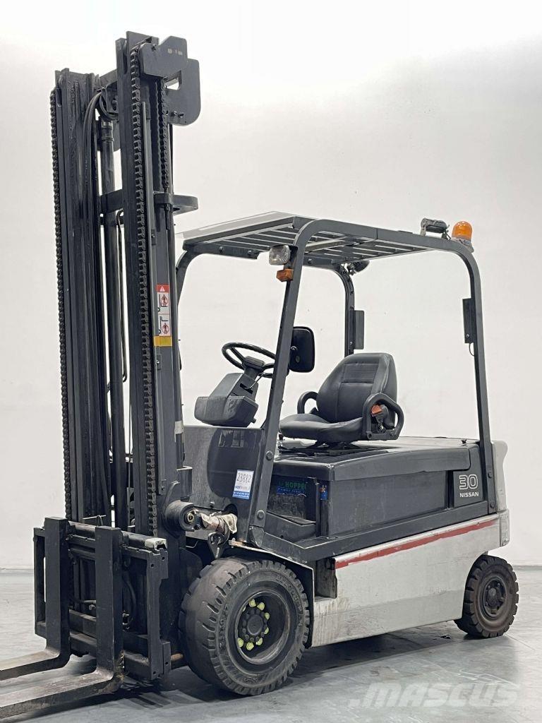 Nissan GQ02L30CU Elektrostapler