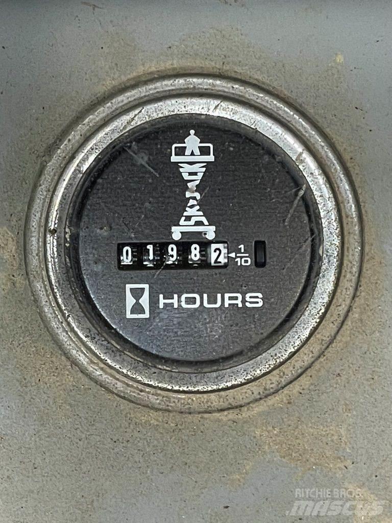 SkyJack SJIII-3219 Scheren-Arbeitsbühnen