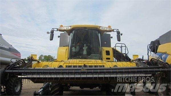 New Holland CX840 Mähdrescher