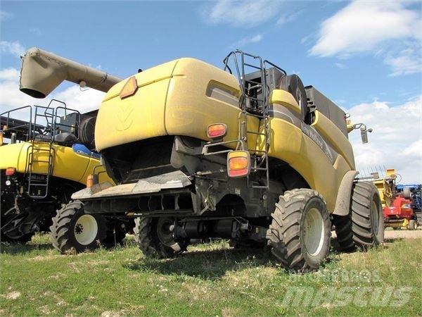 New Holland CX860 Mähdrescher