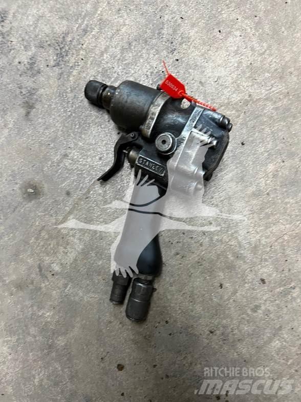 Stanley  Hammer / Brecher