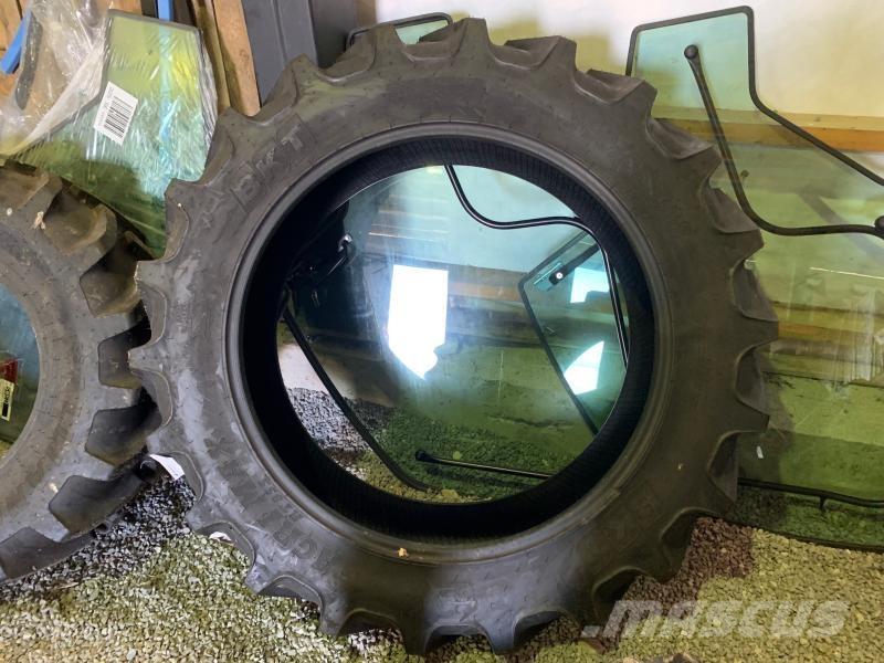 BKT Däck 340/85 R38 Reifen