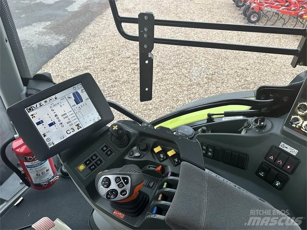 CLAAS Arion 650 Traktoren