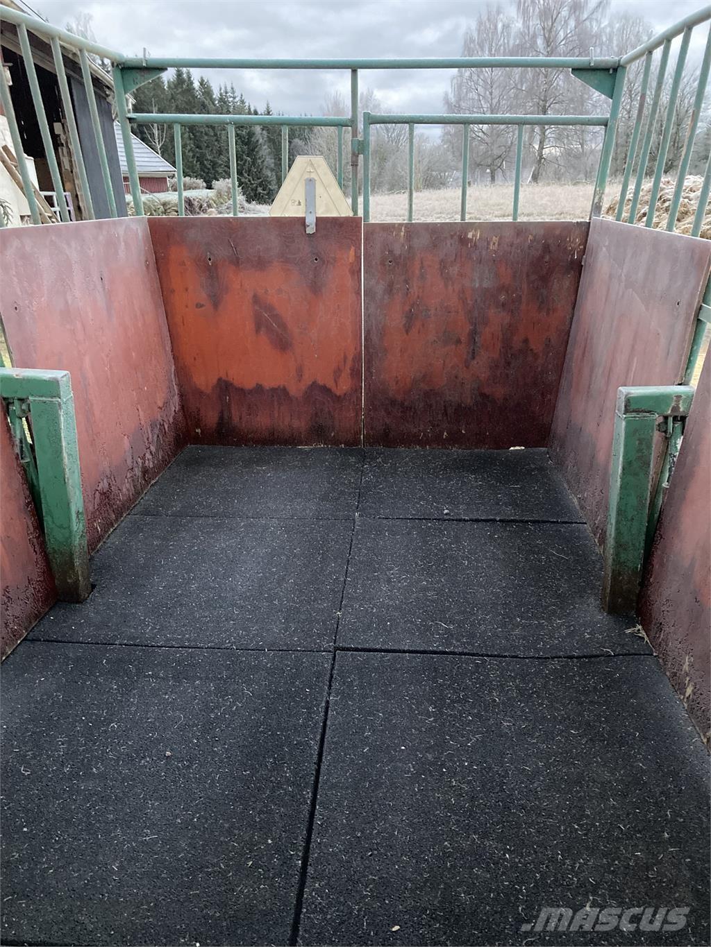  DJURVAGN Weitere Lade- und Grabgeräte