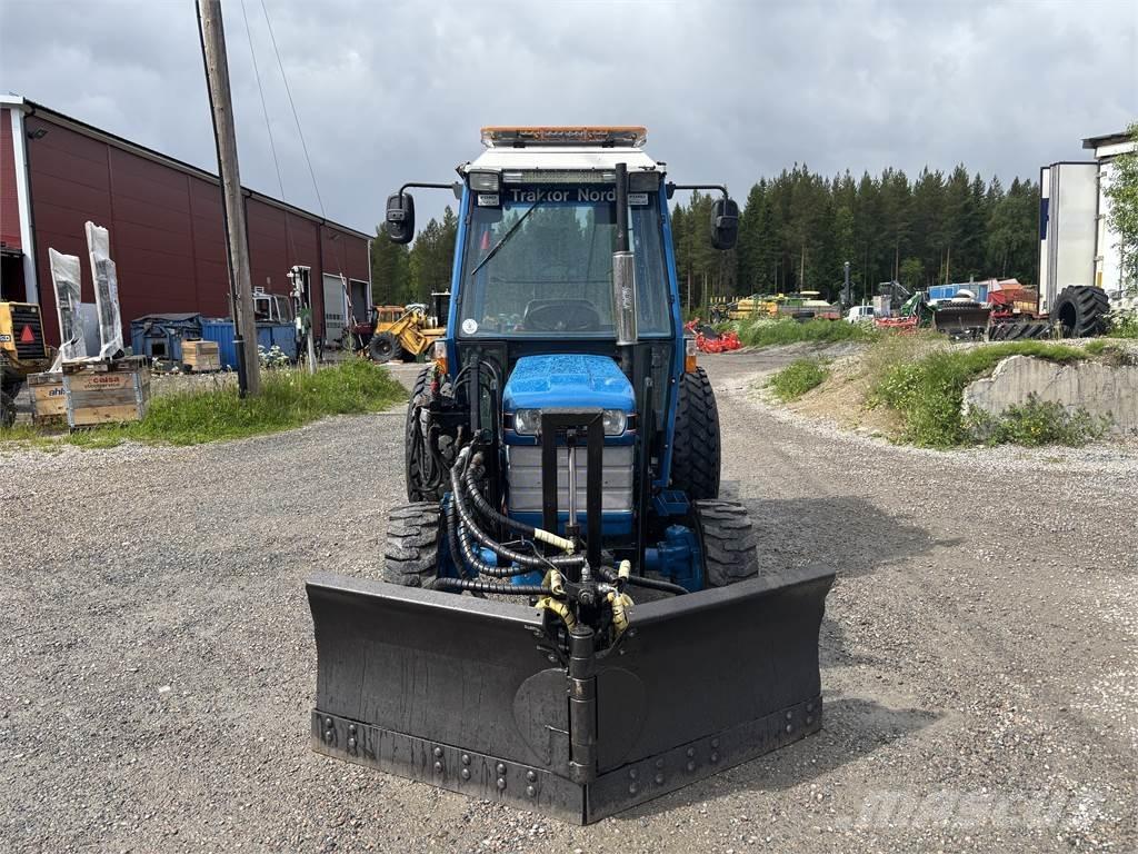Ford 1920 4WD Traktoren