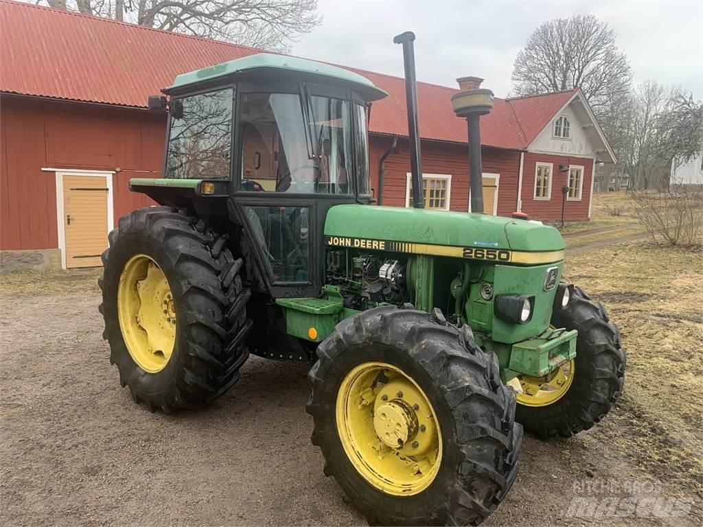 John Deere 2650 Traktoren