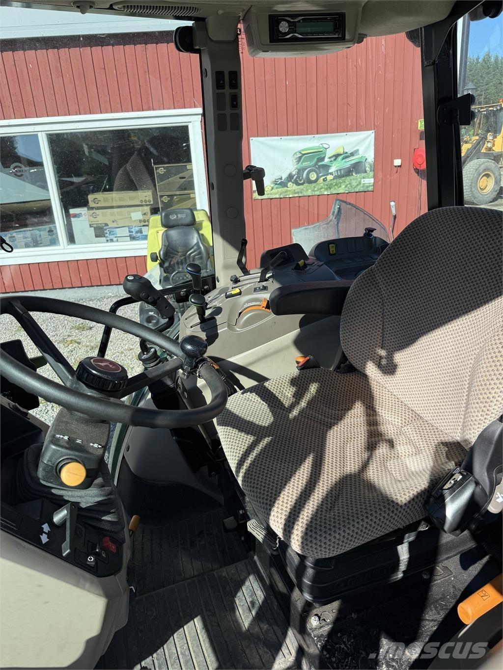 John Deere 5058E Traktoren