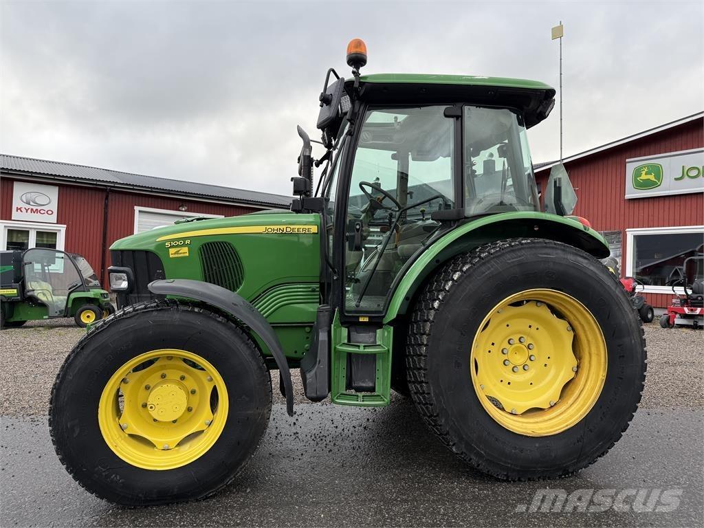John Deere 5100R Traktoren